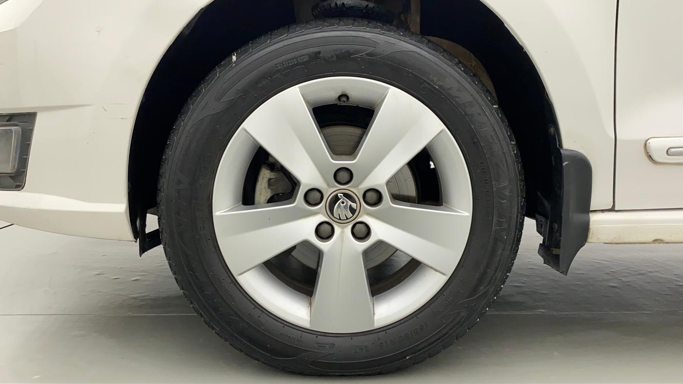 2020 Skoda Rapid 1.0 AMBITION TSI MT, Petrol, Manual, 45,347 km, Left Front Wheel