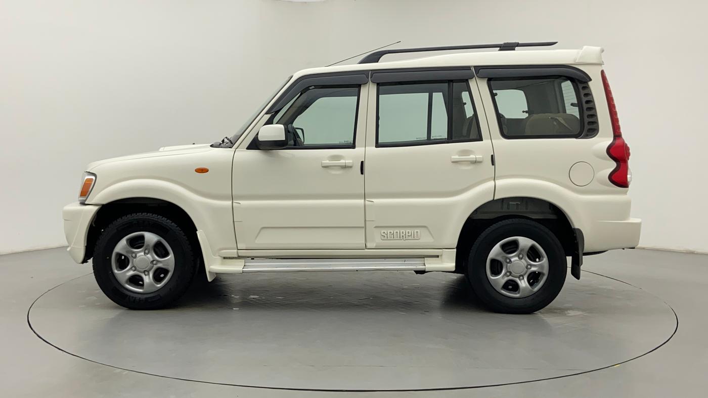 2014 Mahindra Scorpio SLE BS IV, Diesel, Manual, 45,830 km, Left Side