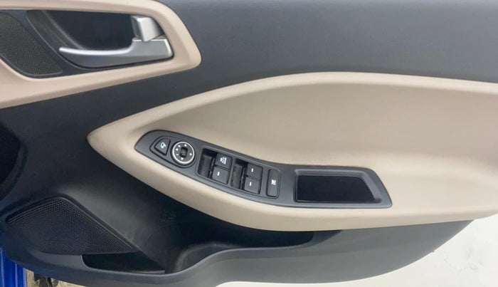 2018 Hyundai Elite i20 ASTA 1.2, Petrol, Manual, 80,891 km, Driver Side Door Panels Control