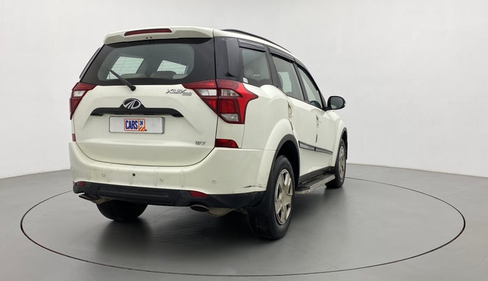 2019 Mahindra XUV500 W7, Diesel, Manual, 22,940 km, Right Back Diagonal