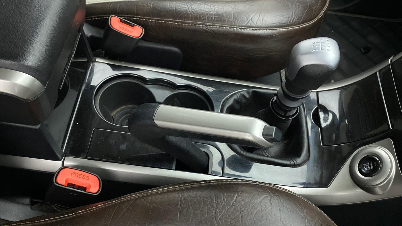 2019 Mahindra XUV500 W7, Diesel, Manual, 22,940 km, Gear Lever