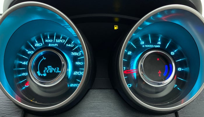 2019 Mahindra XUV500 W7, Diesel, Manual, 22,940 km, Odometer Image
