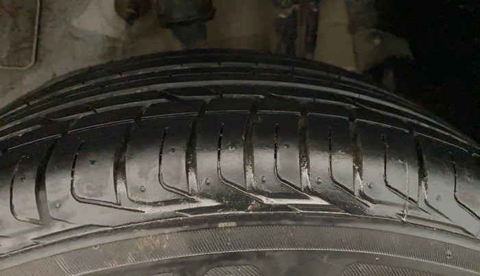 2024 Tata NEXON CREATIVE + AMT 1.5 DIESEL, Diesel, Automatic, 19,882 km, Left Rear Tyre Tread