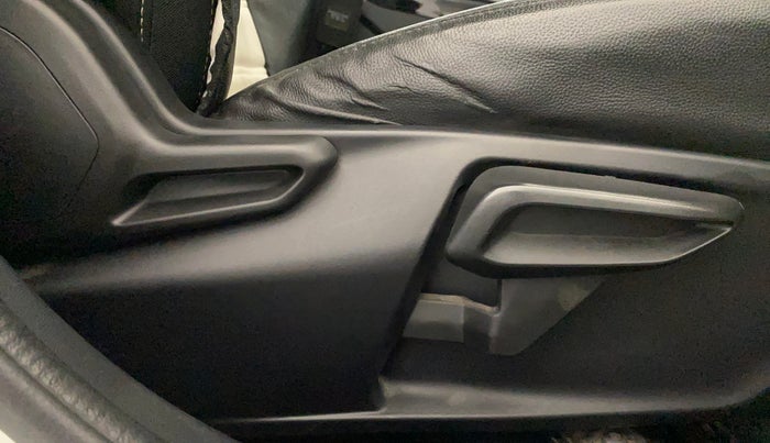 2024 Tata NEXON CREATIVE + AMT 1.5 DIESEL, Diesel, Automatic, 19,882 km, Driver Side Adjustment Panel