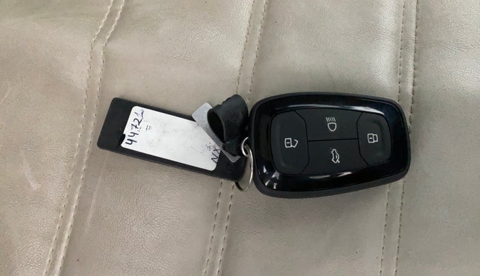 2024 Tata NEXON CREATIVE + AMT 1.5 DIESEL, Diesel, Automatic, 19,882 km, Key Close Up