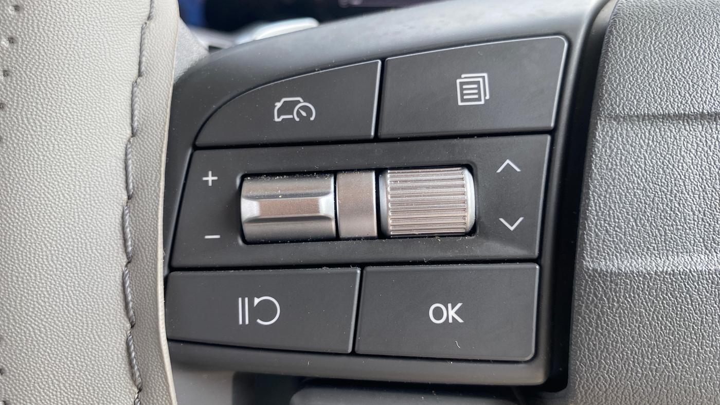 2025 KIA SYROS HTK Plus 1.0 Turbo 7DCT, Petrol, Automatic, 4,104 km, Adaptive Cruise Control