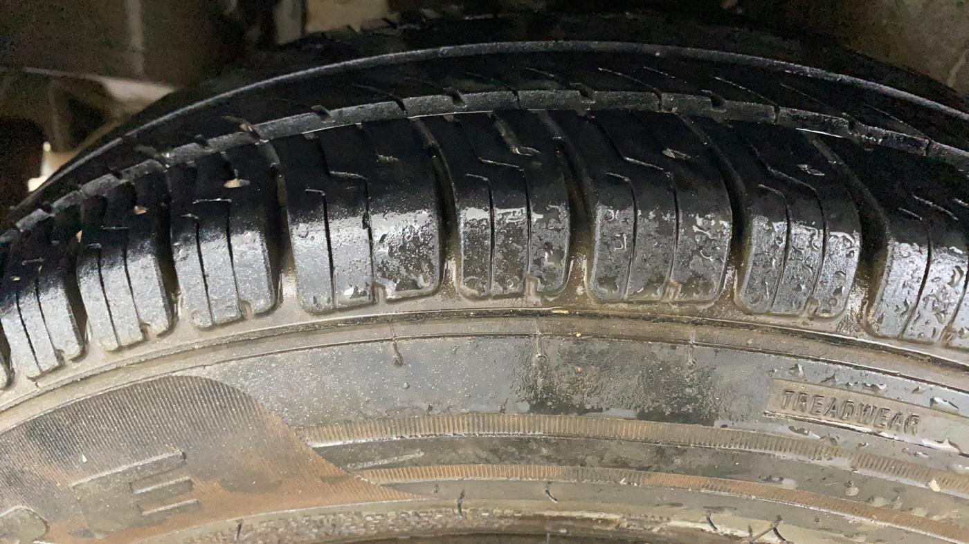 2019 Maruti Swift VXI, Petrol, Manual, 1,19,266 km, Right Rear Tyre Tread