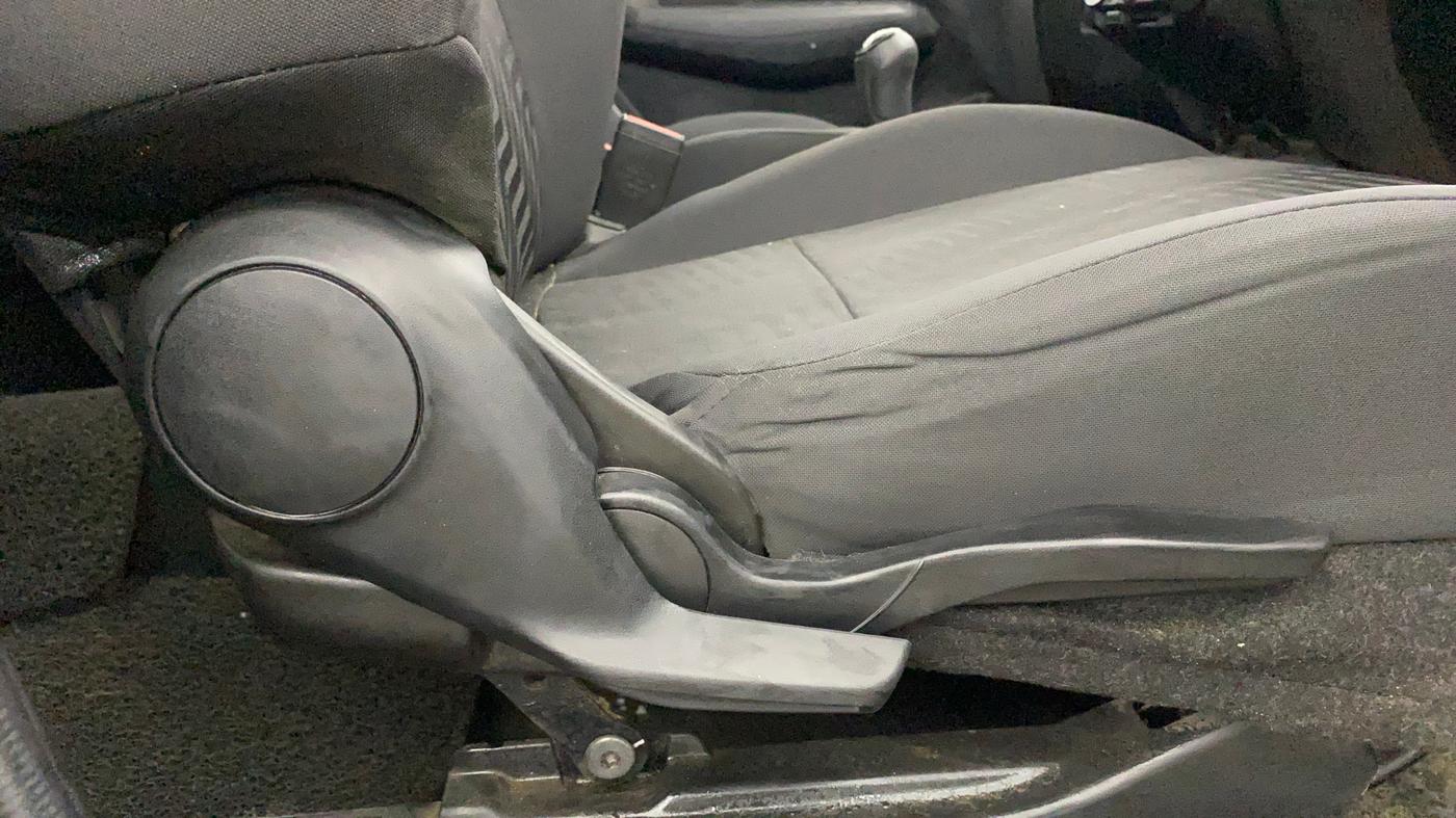 2019 Maruti Swift VXI, Petrol, Manual, 1,19,266 km, Driver Side Adjustment Panel