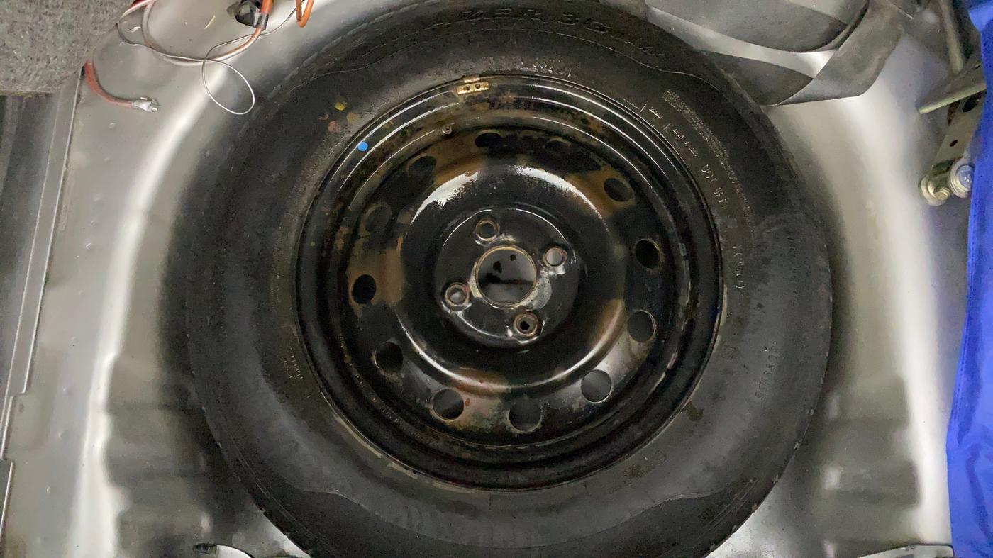 2019 Maruti Swift VXI, Petrol, Manual, 1,19,266 km, Spare Tyre