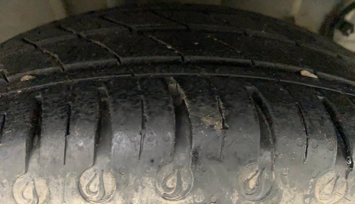 2020 Tata Tiago XZ PETROL, Petrol, Manual, 32,771 km, Right Rear Tyre Tread