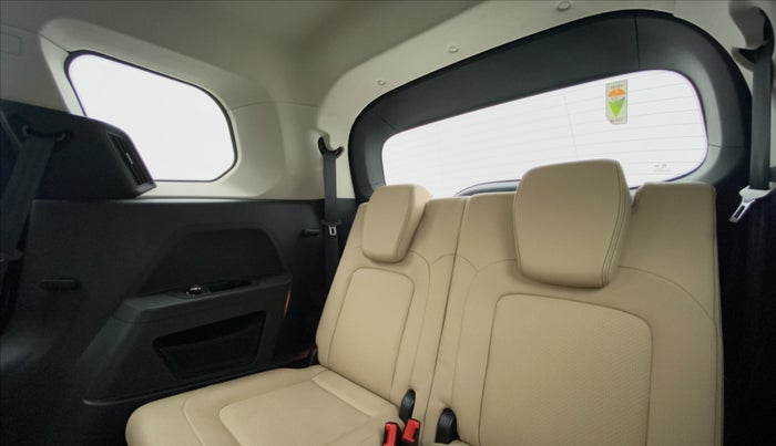 2021 Tata Safari XZA+  KRYOTEC, Diesel, Automatic, 14,990 km, Third Seat Row ( optional )