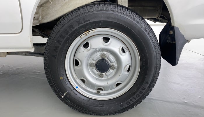 2016 Maruti Eeco 5 STR CNG WITH HTR, CNG, Manual, 54,456 km, Left Rear Wheel