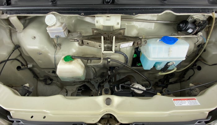 2016 Maruti Eeco 5 STR CNG WITH HTR, CNG, Manual, 54,456 km, Open Bonet