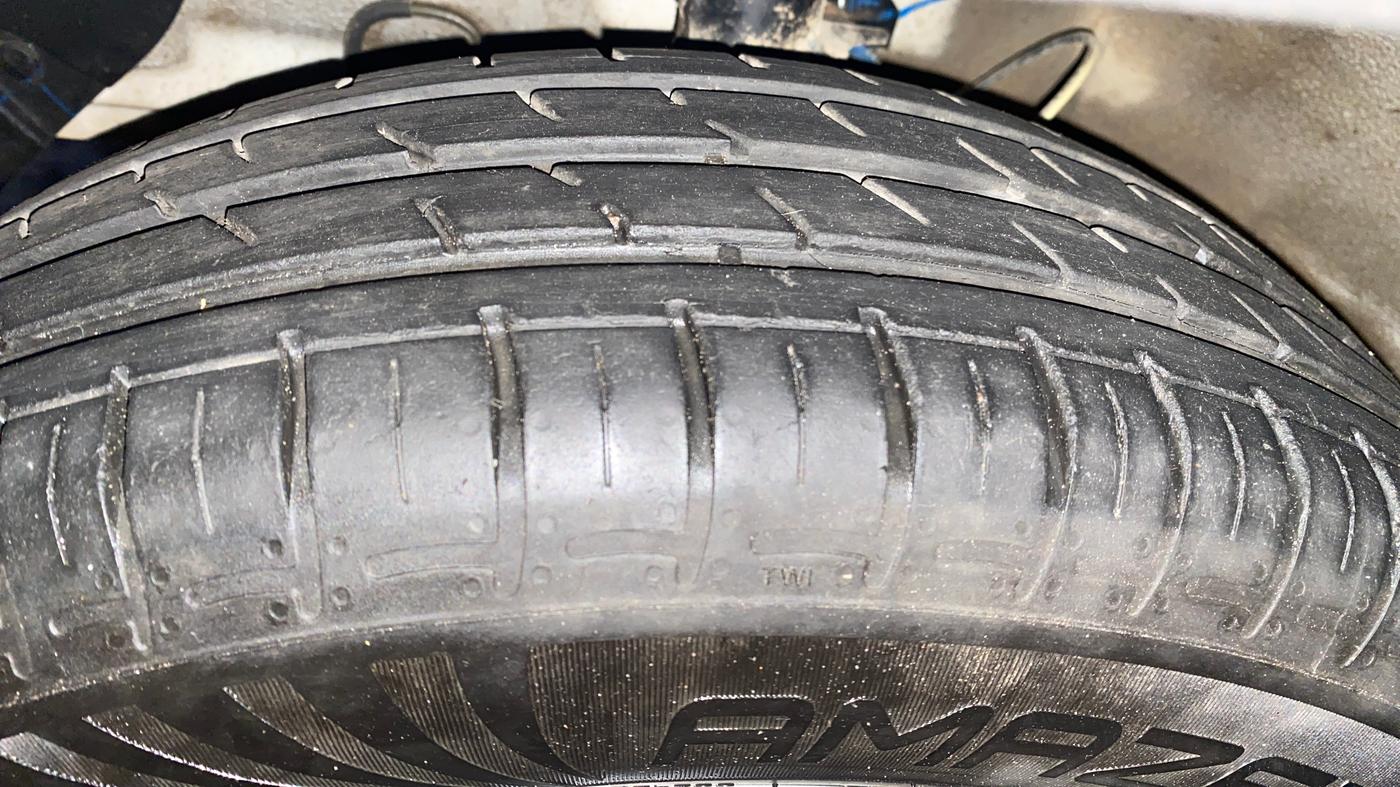 2024 Hyundai EXTER EX 1.2 MT, Petrol, Manual, 25,000 km, Left Front Tyre Tread