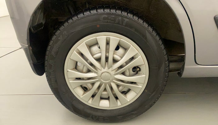 2015 Maruti Wagon R 1.0 LXI CNG, CNG, Manual, 70,628 km, Right Rear Wheel