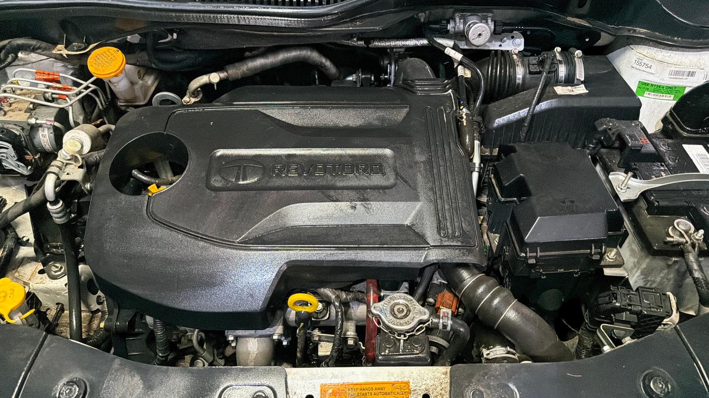 2024 Tata ALTROZ XZ Plus (S) LUX Diese, Diesel, Manual, 59,295 km, Engine View