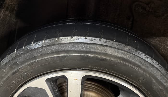 2024 Tata ALTROZ XZ Plus (S) LUX Diese, Diesel, Manual, 59,129 km, Right Rear Tyre Tread