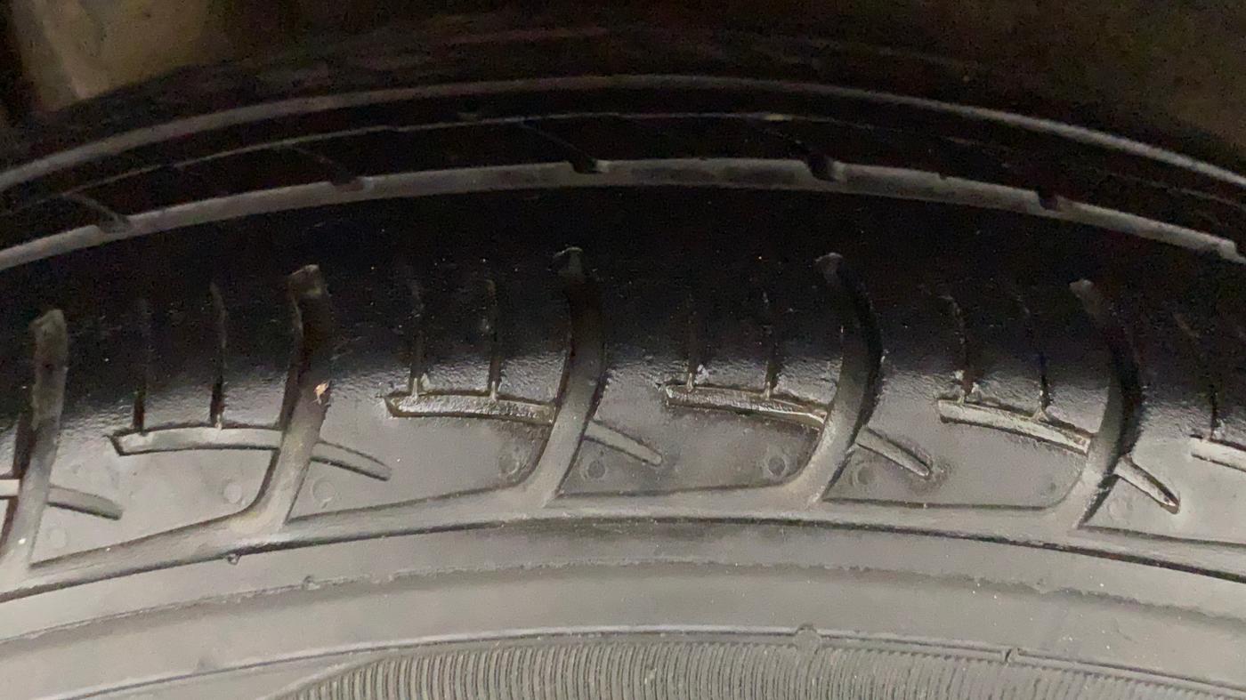 2017 Maruti Baleno SIGMA PETROL 1.2, CNG, Manual, 77,425 km, Right Rear Tyre Tread