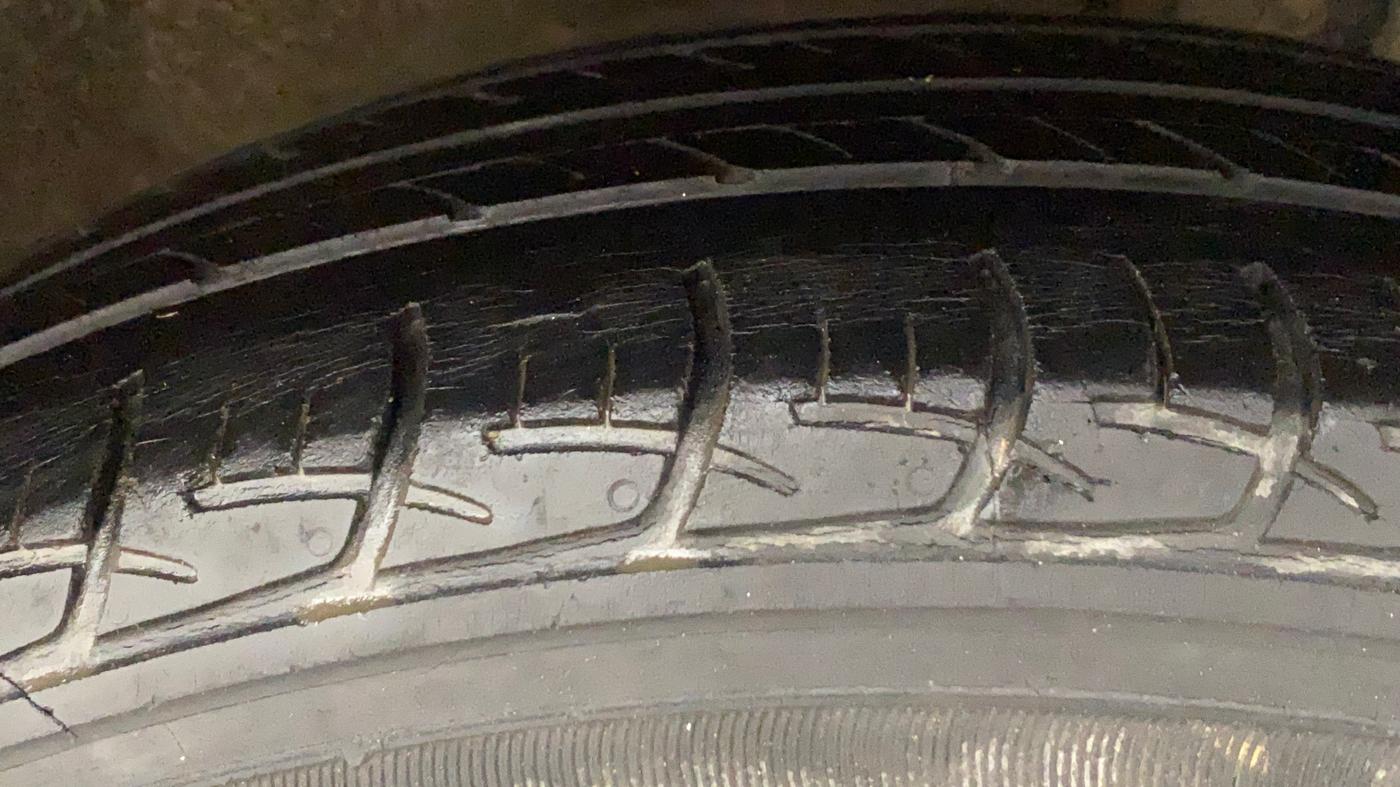 2017 Maruti Baleno SIGMA PETROL 1.2, CNG, Manual, 77,425 km, Left Rear Tyre Tread