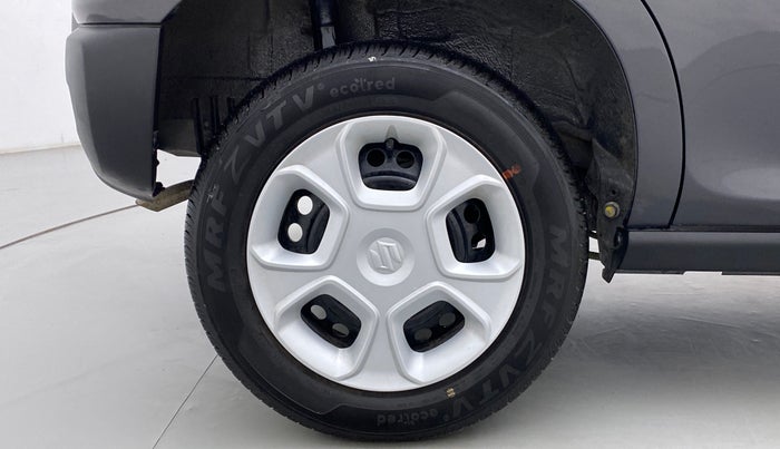 2022 Maruti S PRESSO VXI (O), Petrol, Manual, 5,787 km, Right Rear Wheel