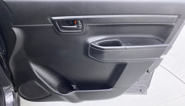 2022 Maruti S PRESSO VXI (O), Petrol, Manual, 5,787 km, Driver Side Door Panels Control