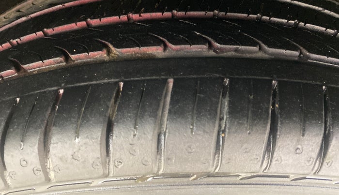 2016 Maruti Baleno ZETA CVT PETROL 1.2, Petrol, Automatic, 23,545 km, Right Rear Tyre Tread