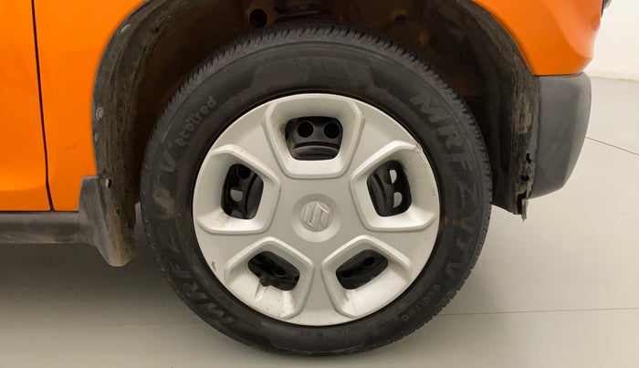 2020 Maruti S PRESSO VXI CNG, CNG, Manual, 71,433 km, Right Front Wheel