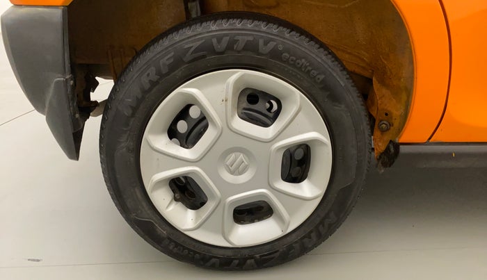 2020 Maruti S PRESSO VXI CNG, CNG, Manual, 71,433 km, Right Rear Wheel