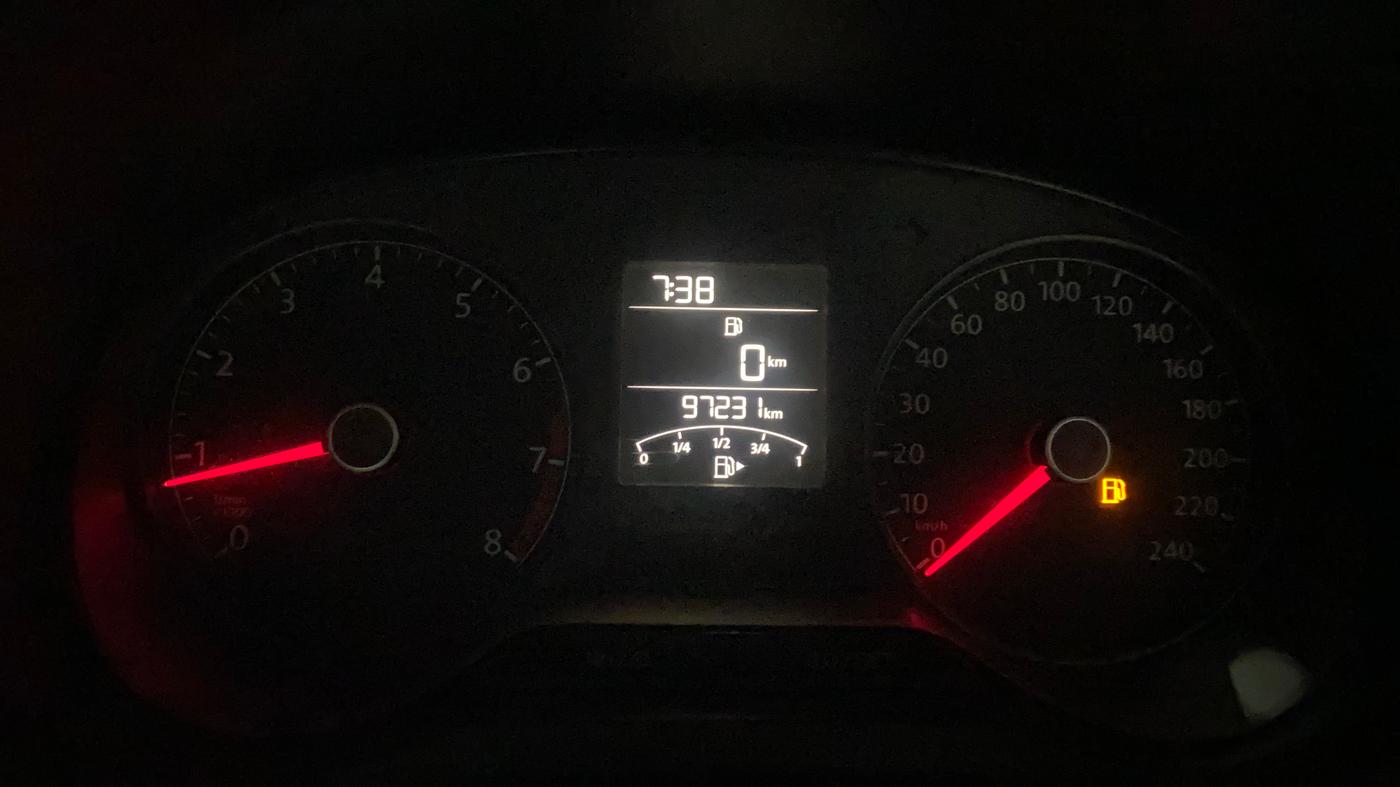 2015 Volkswagen Polo COMFORTLINE 1.2L, Petrol, Manual, 97,230 km, Odometer Image