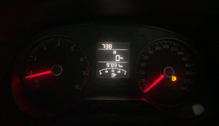 2015 Volkswagen Polo COMFORTLINE 1.2L, Petrol, Manual, 97,230 km, Odometer Image