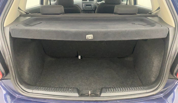 2015 Volkswagen Polo COMFORTLINE 1.2L, Petrol, Manual, 97,230 km, Boot Inside