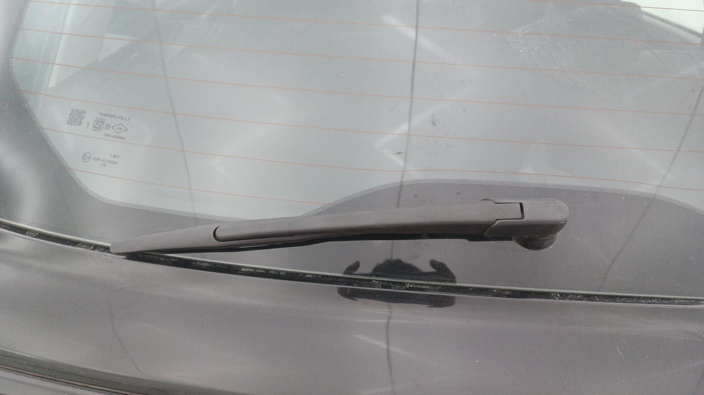 2023 Maruti Grand Vitara ALPHA PLUS HYBRID ECVT, Hybrid, Automatic, 1,07,462 km, Rear Wiper