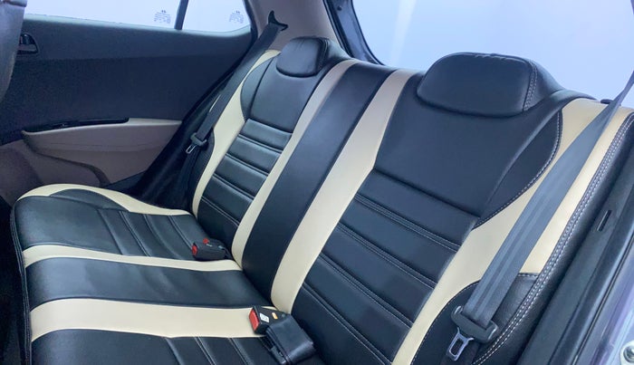 2018 Hyundai Grand i10 MAGNA 1.2 KAPPA VTVT, Petrol, Manual, 27,099 km, Right Side Rear Door Cabin