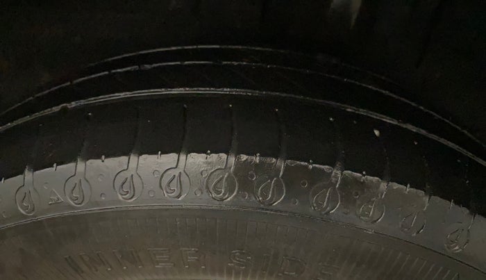 2020 Renault Kwid RXL, Petrol, Manual, 34,054 km, Left Rear Tyre Tread