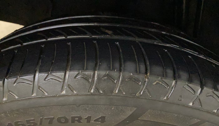 2020 Renault Kwid RXL, Petrol, Manual, 34,054 km, Right Rear Tyre Tread