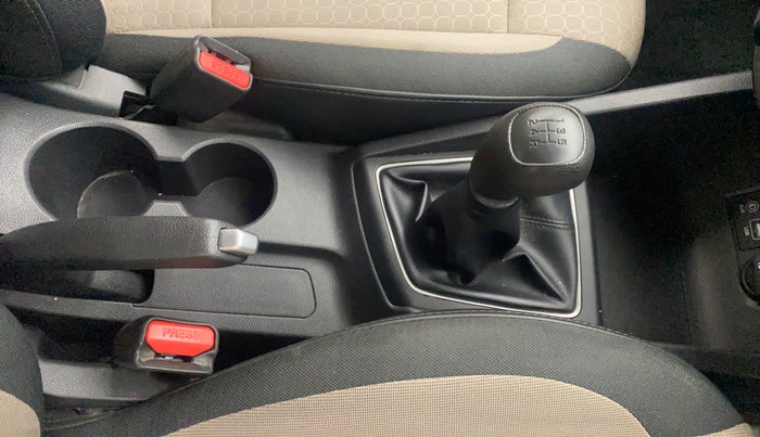 2016 Hyundai Elite i20 SPORTZ 1.2, Petrol, Manual, 43,952 km, Gear Lever