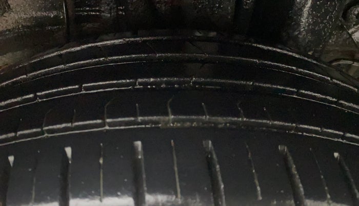 2016 Hyundai Elite i20 SPORTZ 1.2, Petrol, Manual, 43,952 km, Left Rear Tyre Tread