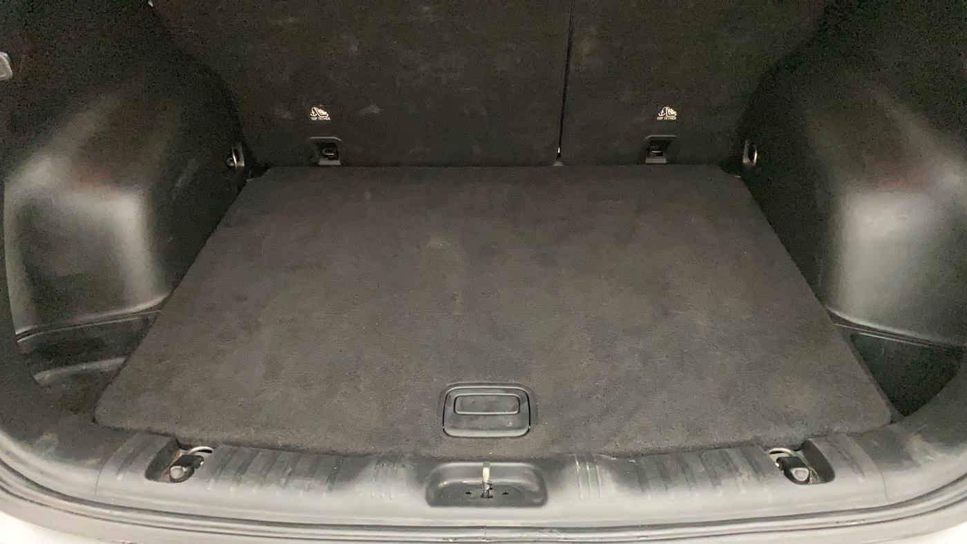 2017 Jeep Compass LIMITED (O) 1.4 PETROL AT, Petrol, Automatic, 59,268 km, Boot Inside