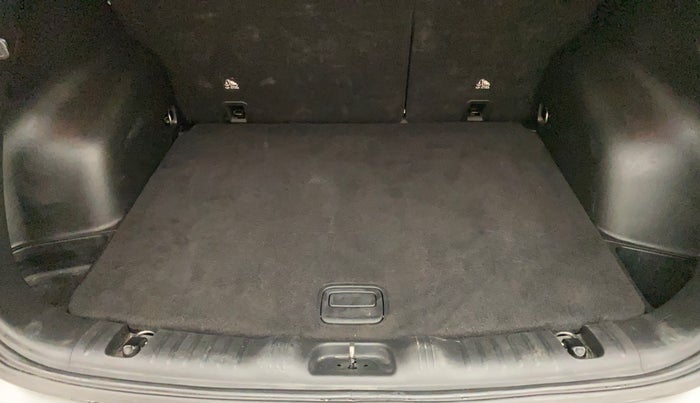 2017 Jeep Compass LIMITED (O) 1.4 PETROL AT, Petrol, Automatic, 59,268 km, Boot Inside