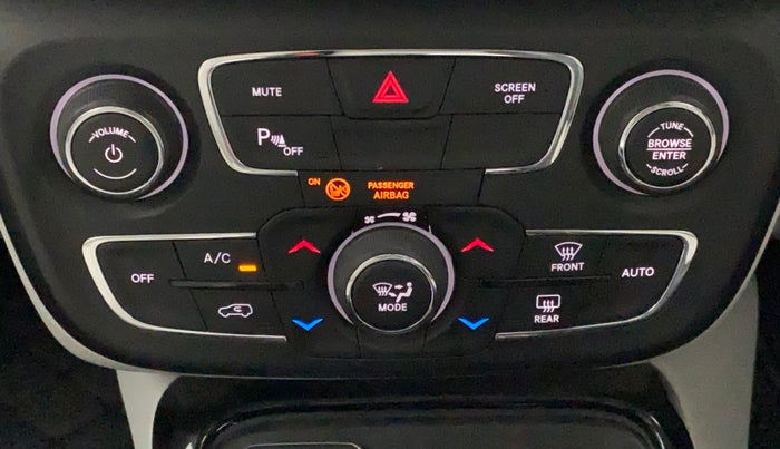 2017 Jeep Compass LIMITED (O) 1.4 PETROL AT, Petrol, Automatic, 59,268 km, Automatic Climate Control