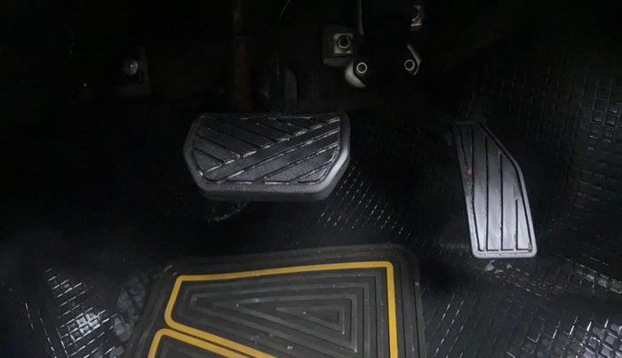 2016 Maruti Alto K10 VXI AMT, Petrol, Automatic, 35,561 km, Pedals