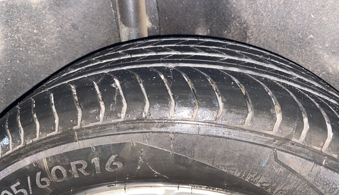 2016 Ford Ecosport TITANIUM 1.5L PETROL, Petrol, Manual, 76,180 km, Right Rear Tyre Tread