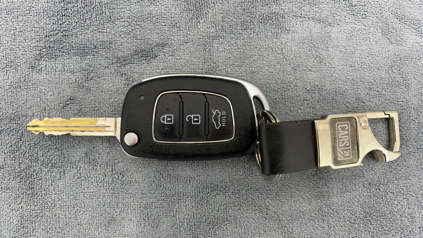 2020 Hyundai GRAND I10 NIOS SPORTZ 1.2 KAPPA VTVT CNG, CNG, Manual, Key Close Up