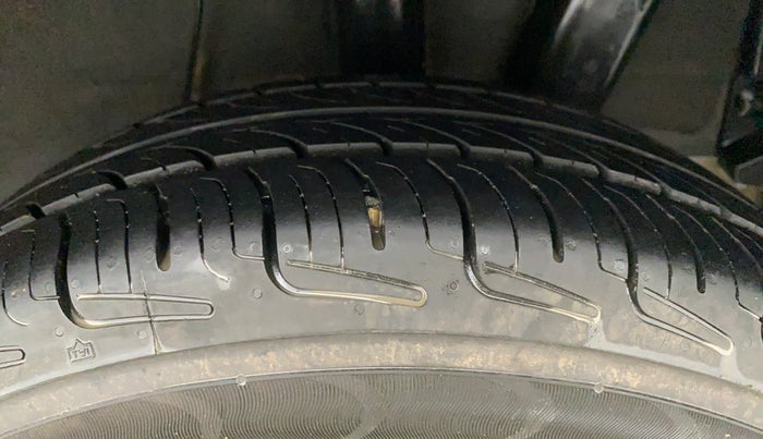 2020 Hyundai GRAND I10 NIOS SPORTZ 1.2 KAPPA VTVT CNG, CNG, Manual, Left Rear Tyre Tread