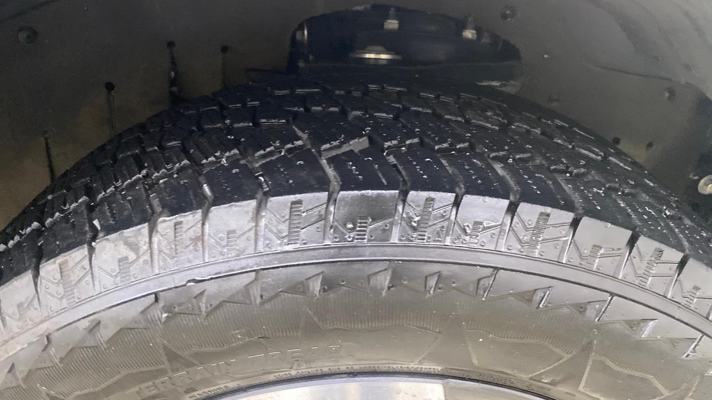 2025 Mahindra Thar Roxx AX7 L Diesel AT 2WD, Diesel, Automatic, 7,502 km, Right Front Tyre Tread