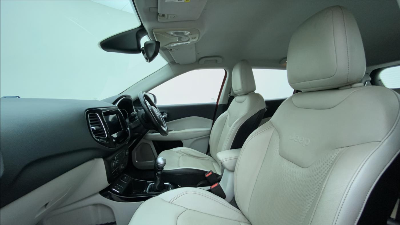 2018 Jeep Compass LIMITED (O) 2.0, Diesel, Manual, 79,592 km, Right Side Front Door Cabin