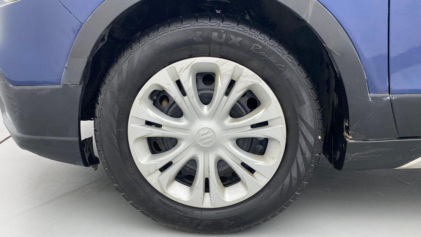 2017 Maruti S Cross DELTA 1.3, Diesel, Manual, 50,669 km, Left Front Wheel
