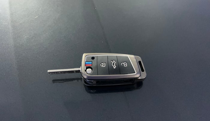 2023 Skoda KUSHAQ Active plus 1.0 TSI , Petrol, Manual, 16,254 km, Key Close Up