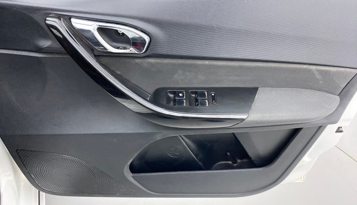 2019 Tata TIAGO JTP 1.2 PETROL, Petrol, Manual, 37,919 km, Driver Side Door Panels Control