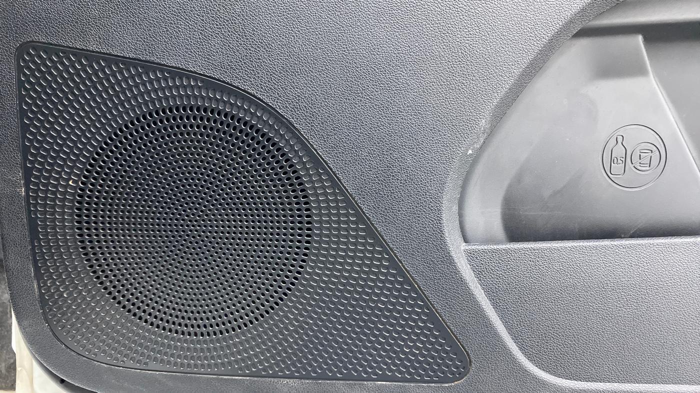 2019 Tata TIAGO JTP 1.2 PETROL, Petrol, Manual, 37,919 km, Speaker